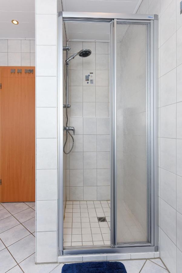 Ferienwohnung Wattgefluester Esens Exterior foto
